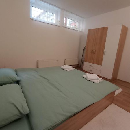 Central Kronstadt Apartments บราชอฟ ภายนอก รูปภาพ